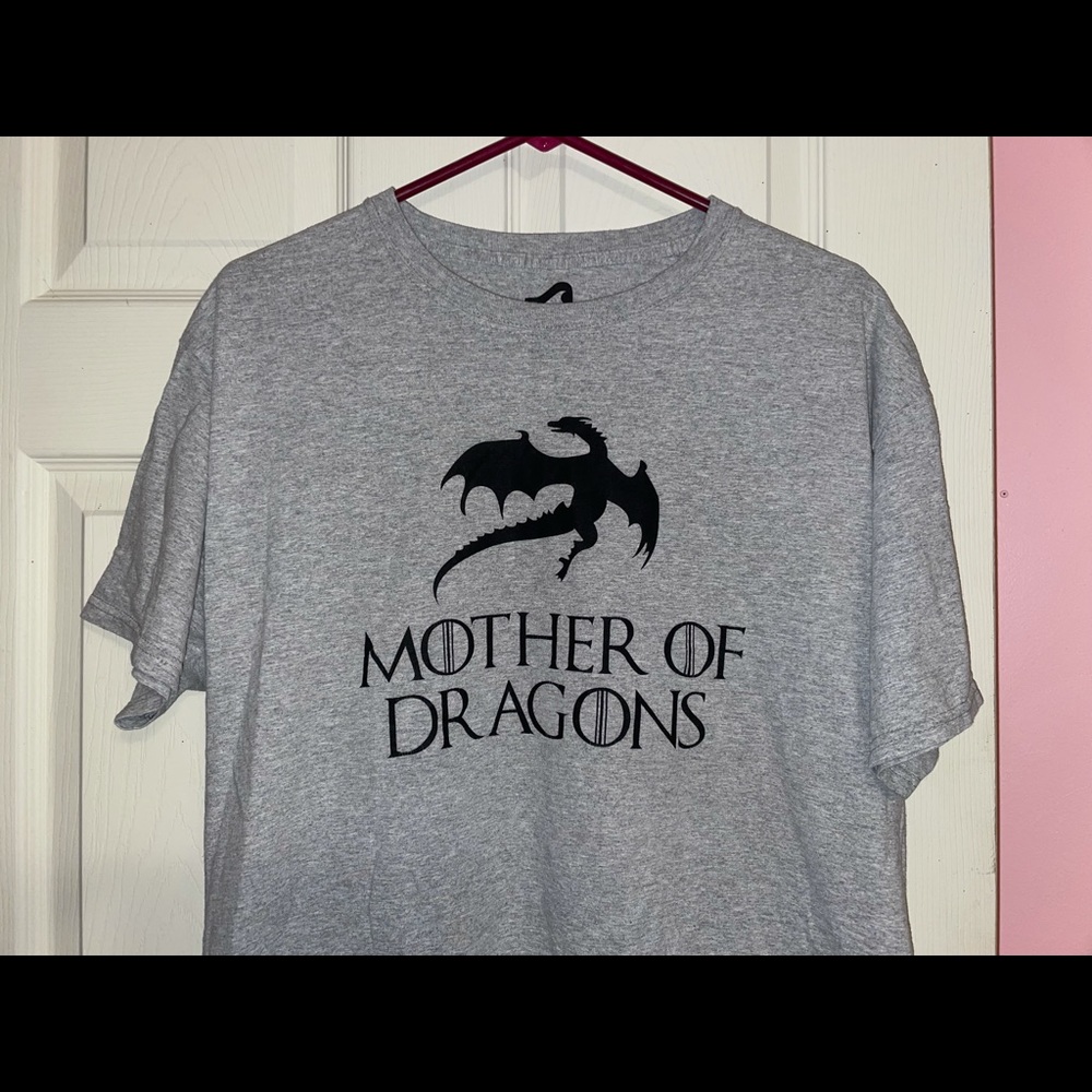 GOT Mother of Dragons gray tshirt size large